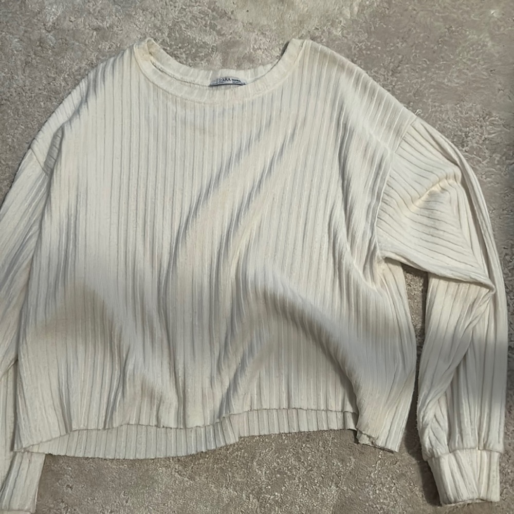 Zara white sweater